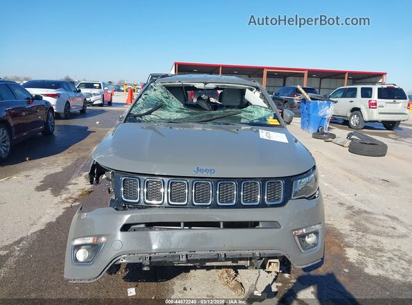3C4NJCCB9KT802098 2019 JEEP COMPASS Gray Դիմացի տեսք