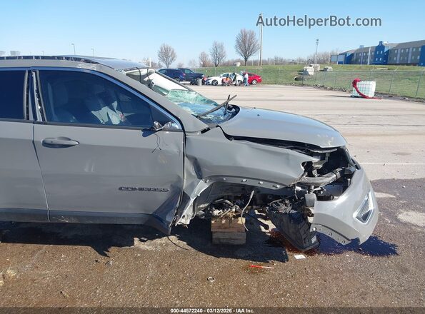 3C4NJCCB9KT802098 2019 JEEP COMPASS Gray Սալոնի հետևի տեսք
