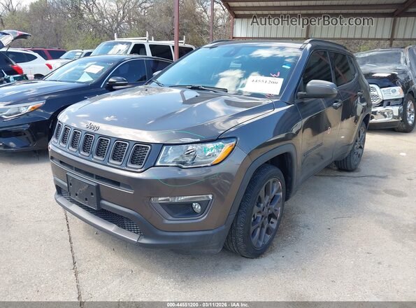3C4NJCEB0MT570989 2021 JEEP COMPASS Gray Front left