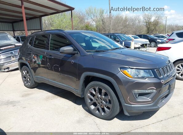 3C4NJCEB0MT570989 2021 JEEP COMPASS Gray Rear interior view