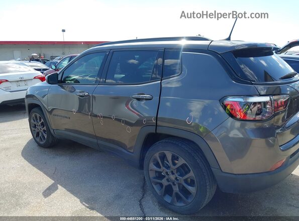 3C4NJCEB0MT570989 2021 JEEP COMPASS Gray 360 interior view