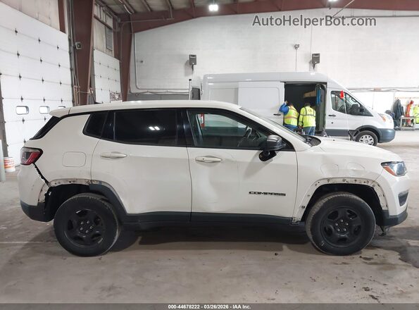 3C4NJDAB0JT248859 2018 JEEP COMPASS White Front view