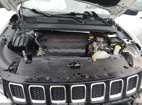 3C4NJDAB2HT647296 2017 JEEP NEW COMPASS White Rear view