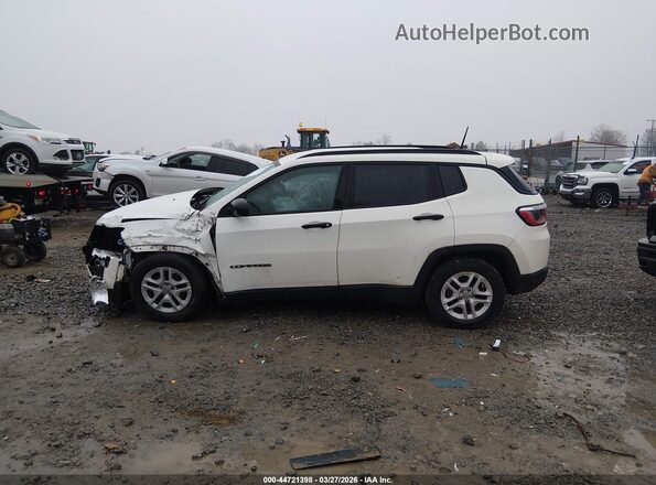 3C4NJDAB2HT647296 2017 JEEP NEW COMPASS White Rear interior view