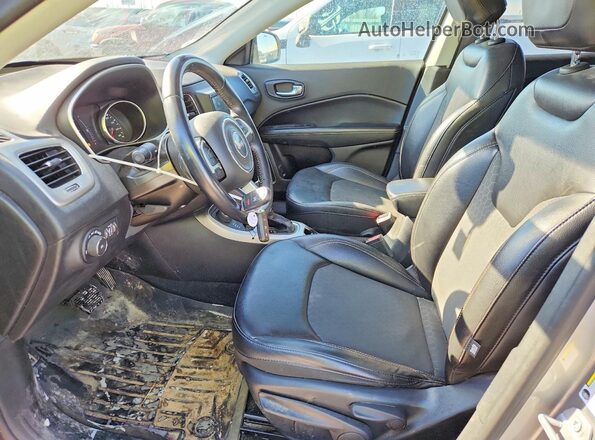 3C4NJDBB1KT641527 2019 JEEP COMPASS Gray 