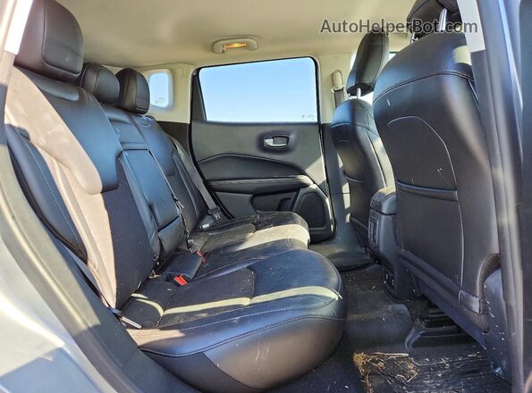 3C4NJDBB1KT641527 2019 JEEP COMPASS Gray 