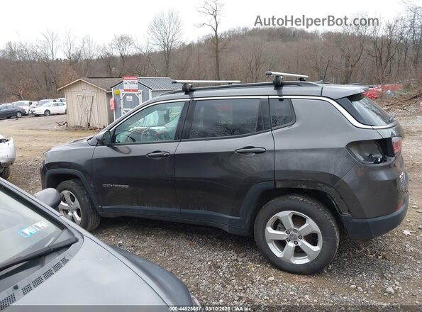 3C4NJDBB1KT756774 2019 JEEP COMPASS Gray Widok wnętrza 360 stopni