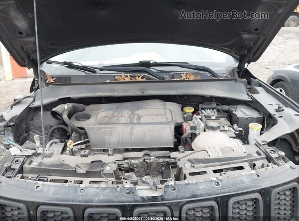 3C4NJDBB1KT756774 2019 JEEP COMPASS Gray Widok z tyłu
