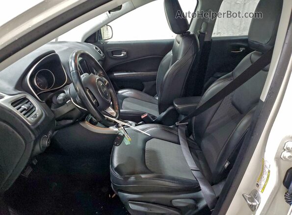 3C4NJDBB1KT849598 2019 JEEP COMPASS White 