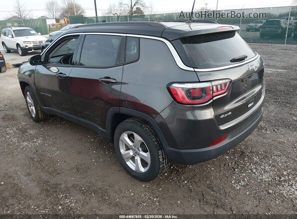 3C4NJDBB2JT154609 2018 JEEP COMPASS Gray 