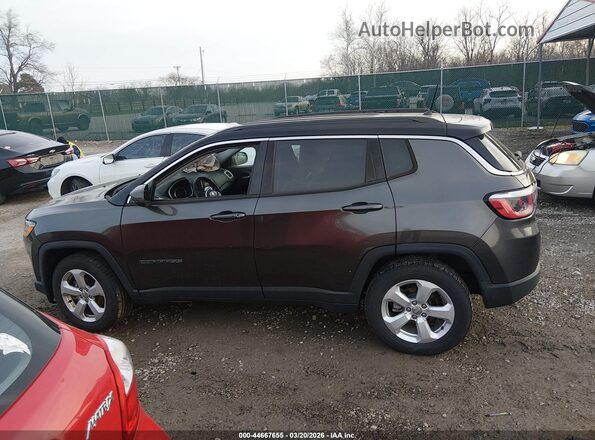 3C4NJDBB2JT154609 2018 JEEP COMPASS Gray 