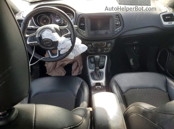 3C4NJDBB4KT767820 2019 JEEP COMPASS Gray 