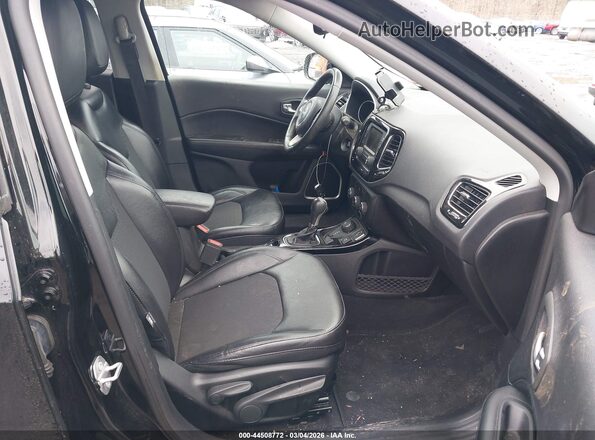 3C4NJDBB5JT453978 2018 JEEP COMPASS Black 