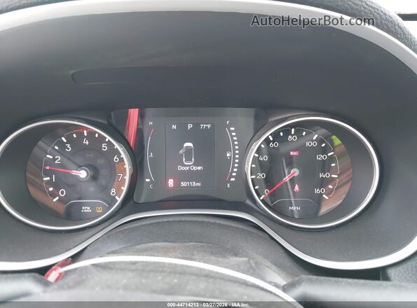 3C4NJDBB7KT807923 2019 JEEP COMPASS Белый Вид задних сидений