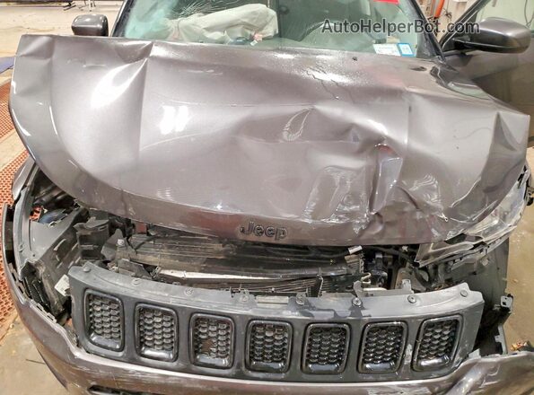 3C4NJDBB7MT565802 2021 JEEP COMPASS Charcoal Engine compartment view