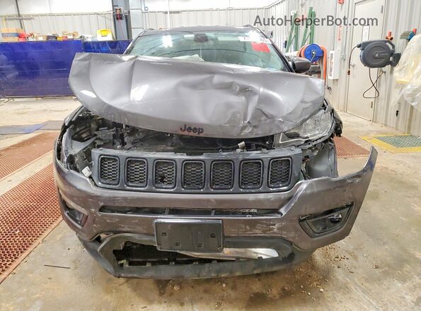 3C4NJDBB7MT565802 2021 JEEP COMPASS Charcoal Front view