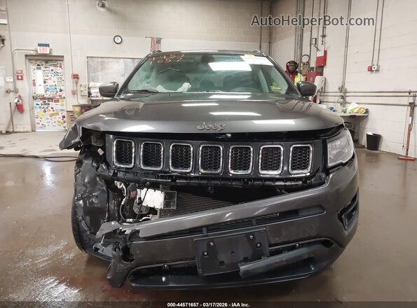 3C4NJDBB9LT132674 2020 JEEP COMPASS Gray Вид щитка приладів
