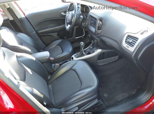 3C4NJDBBXJT113399 2018 JEEP COMPASS Red 