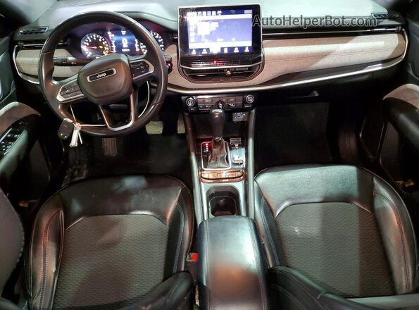 3C4NJDBN4PT553038 2023 JEEP COMPASS White Widok deski rozdzielczej