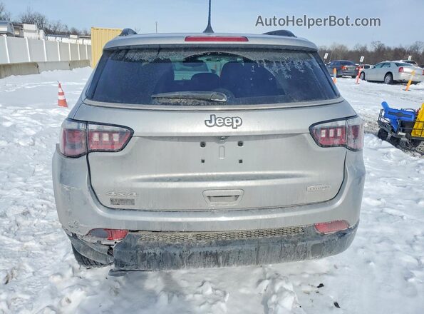 3C4NJDBN4PT560040 2023 JEEP COMPASS Silver 
