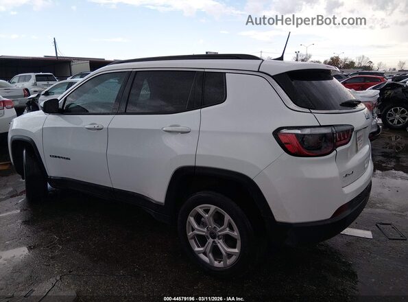 3C4NJDBN4ST529945 2025 JEEP COMPASS White Trasero izquierdo