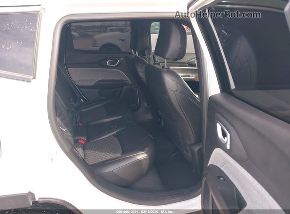 3C4NJDBN6ST568682 2025 JEEP COMPASS White 
