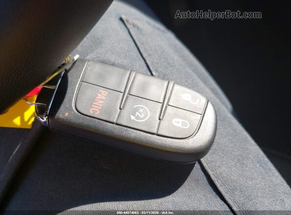 3C4NJDBN8ST581823 2025 JEEP COMPASS Black Vista del salpicadero