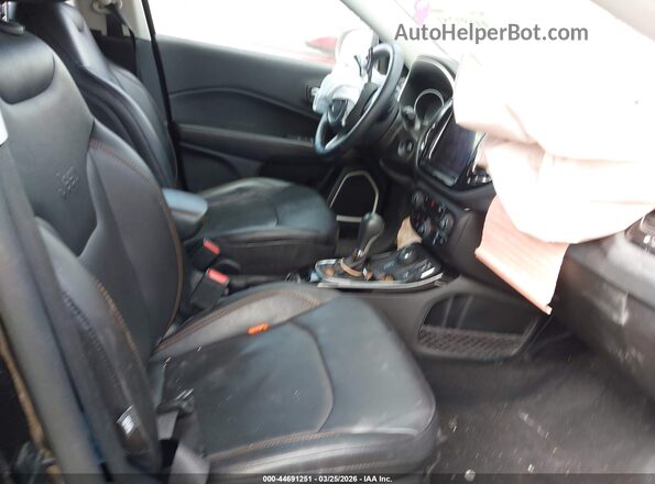 3C4NJDCB0KT678714 2019 JEEP COMPASS Black Vista interior delantera