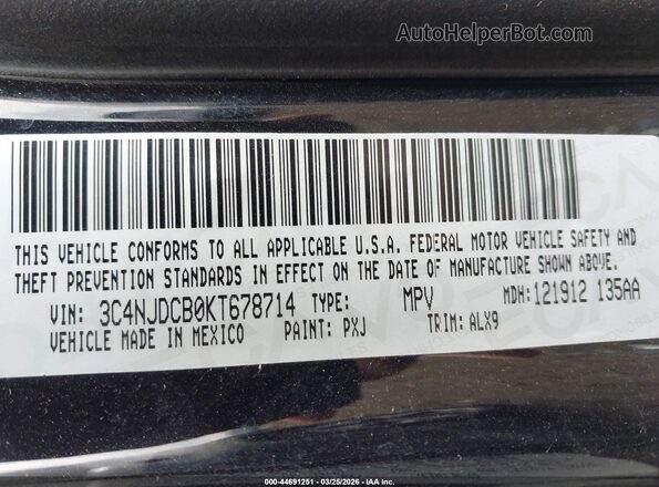 3C4NJDCB0KT678714 2019 JEEP COMPASS Black Vista del compartimento del motor
