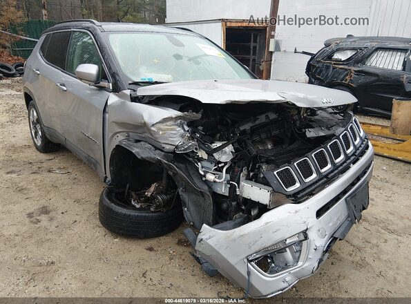 3C4NJDCB1HT680867 2017 JEEP NEW COMPASS Silver Front view