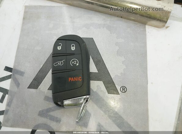 3C4NJDCB6HT666625 2017 JEEP NEW COMPASS Синий Вид панели приборов