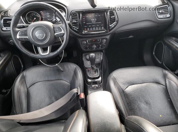 3C4NJDCB6KT673176 2019 JEEP COMPASS Charcoal Вид панелі приладів