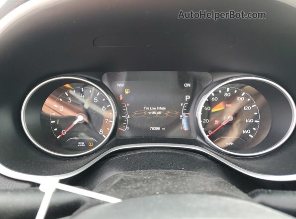 3C4NJDCB6KT673176 2019 JEEP COMPASS Charcoal Вид щитка приладів