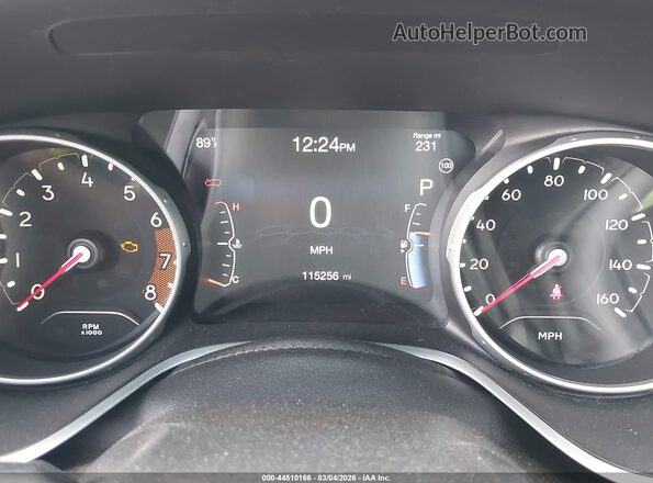 3C4NJDCB8JT264188 2018 JEEP COMPASS White 