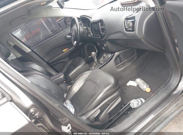 3C4NJDCBXJT283602 2018 JEEP COMPASS Black 