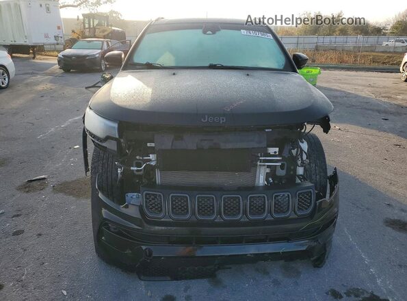 3C4NJDCN1PT567574 2023 JEEP COMPASS Черный Вид спереди