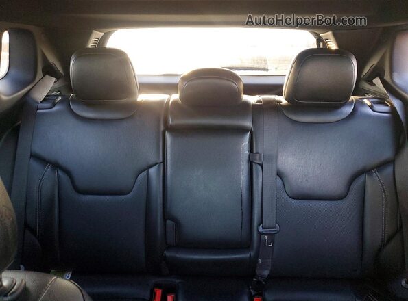 3C4NJDCN1PT567574 2023 JEEP COMPASS Черный Вид задних сидений