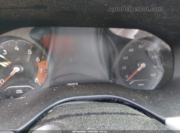 3C4NJDCN2RT586914 2024 JEEP COMPASS Gray Հետևի նստատեղերի տեսք