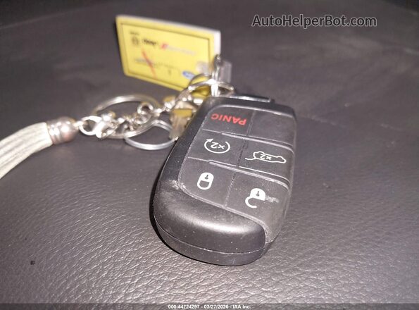 3C4NJDCN5RT103383 2024 JEEP COMPASS Белый Вид панели приборов