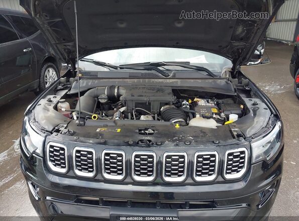 3C4NJDCN7RT114580 2024 JEEP COMPASS Black უკანა ხედი