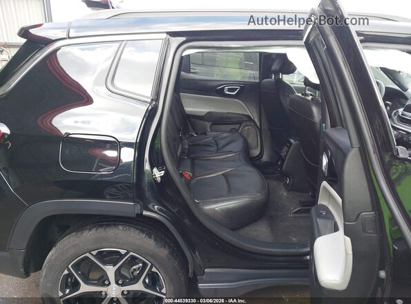 3C4NJDCN7RT114580 2024 JEEP COMPASS Black VIN კოდის სტიკერის ხედი