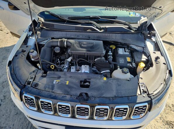 3C4NJDCN9ST512976 2025 JEEP COMPASS White Вид підкапотного простору