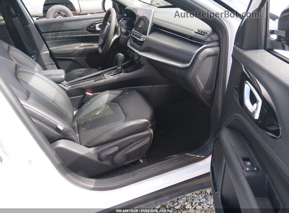 3C4NJDCN9TT177722 2026 JEEP COMPASS White წინა სალონის ხედი