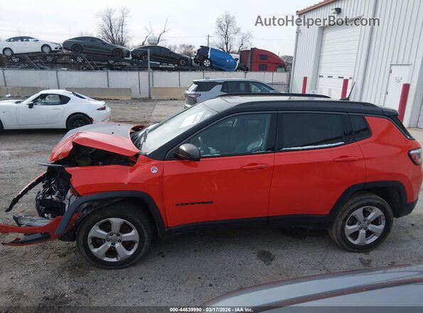 3C4NJDDB2MT517024 2021 JEEP COMPASS Orange Widok wnętrza 360 stopni