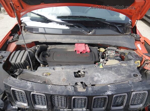 3C4NJDDB2MT517024 2021 JEEP COMPASS Orange Widok z tyłu