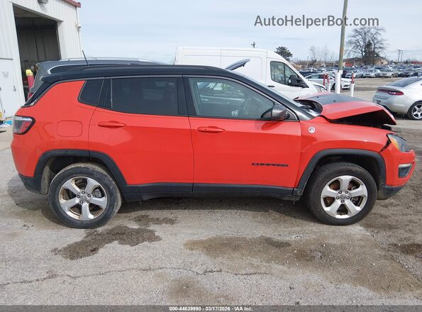 3C4NJDDB2MT517024 2021 JEEP COMPASS Orange Widok wnętrza z tyłu