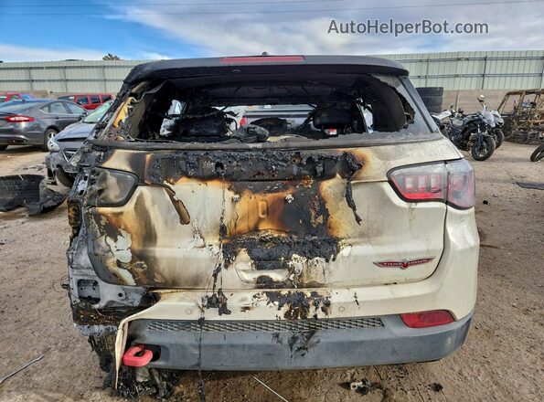 3C4NJDDB3MT564756 2021 JEEP COMPASS White Widok z tyłu