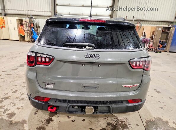 3C4NJDDB4MT531202 2021 JEEP COMPASS Gray Вид ззаду