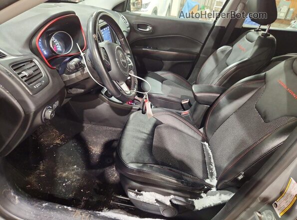 3C4NJDDB4MT531202 2021 JEEP COMPASS Gray Вид салону спереду