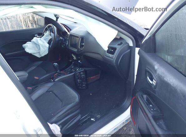 3C4NJDDB6MT590462 2021 JEEP COMPASS White წინა სალონის ხედი